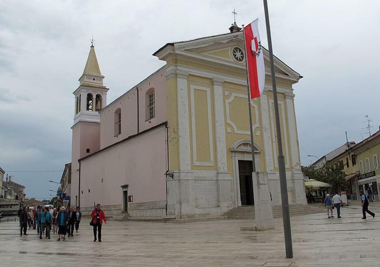 Old Town Charmer Porec Exterior photo